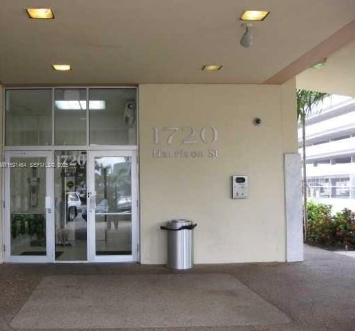 1720 Harrison Street 8C — photo 2