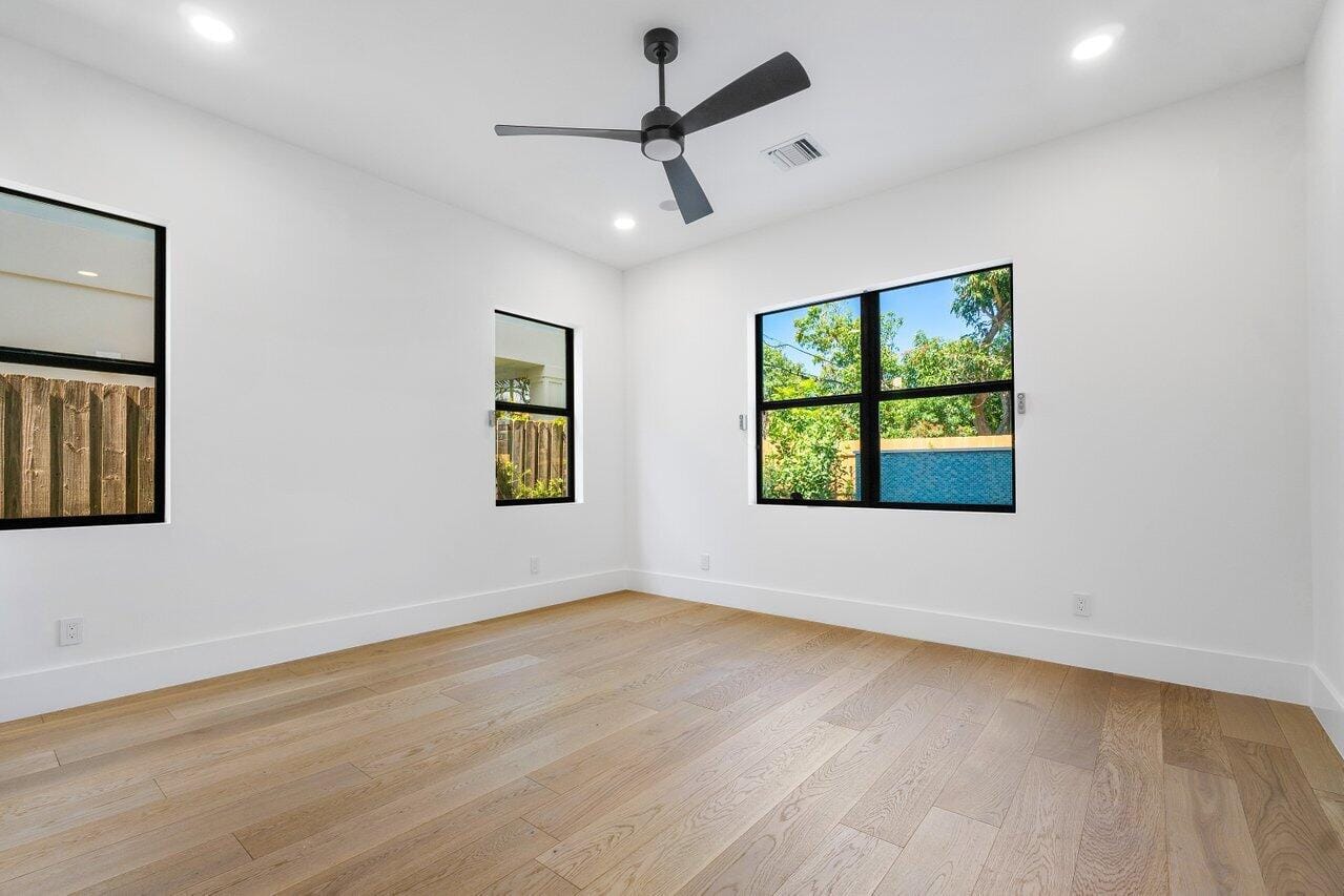 1105 NE 2nd Avenue, Delray Beach, FL 33444 photo 13