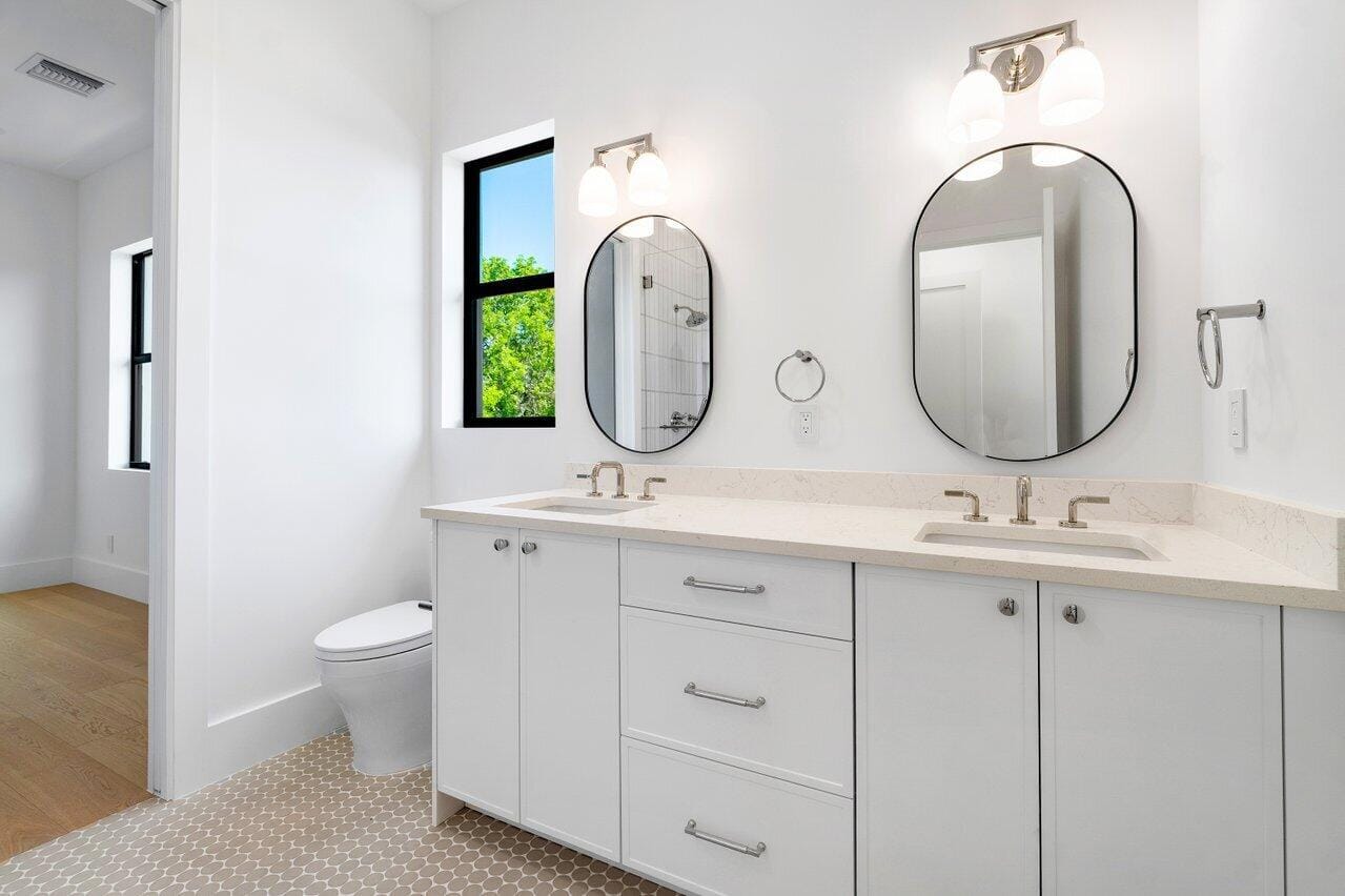 1105 NE 2nd Avenue, Delray Beach, FL 33444 photo 23