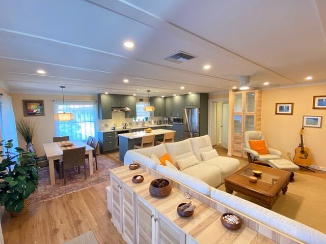 671 SW South River Drive 207, Stuart, FL 34997 photo 7