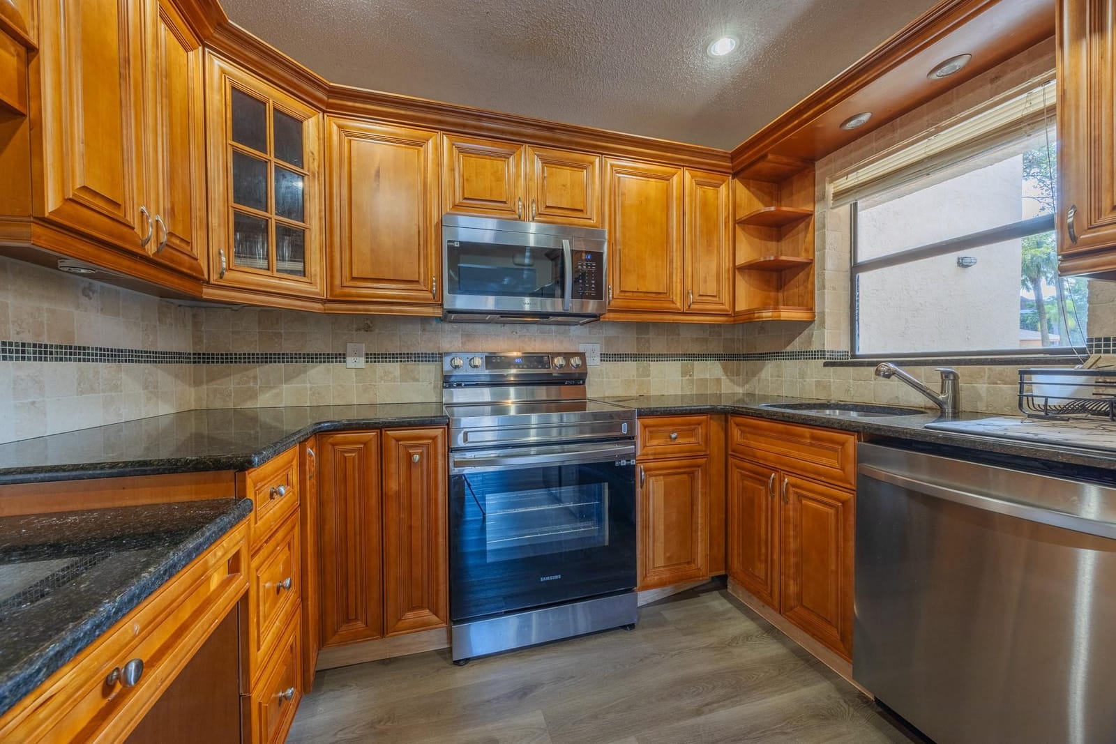 4154 Carambola Circle 2152, Coconut Creek, FL 33066 photo 17