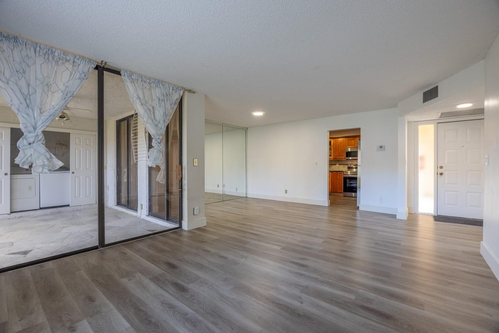 4154 Carambola Circle 2152 — photo 6