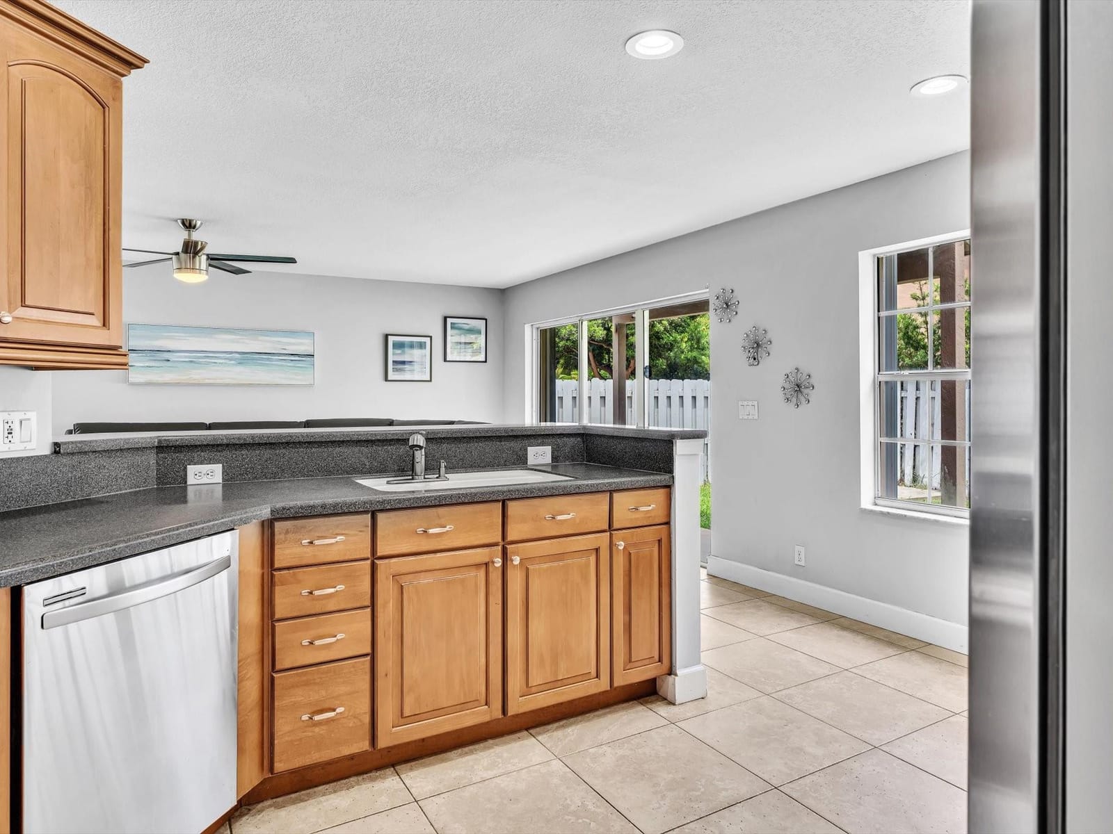 305 Somerset Way, Weston, FL 33326 photo 11