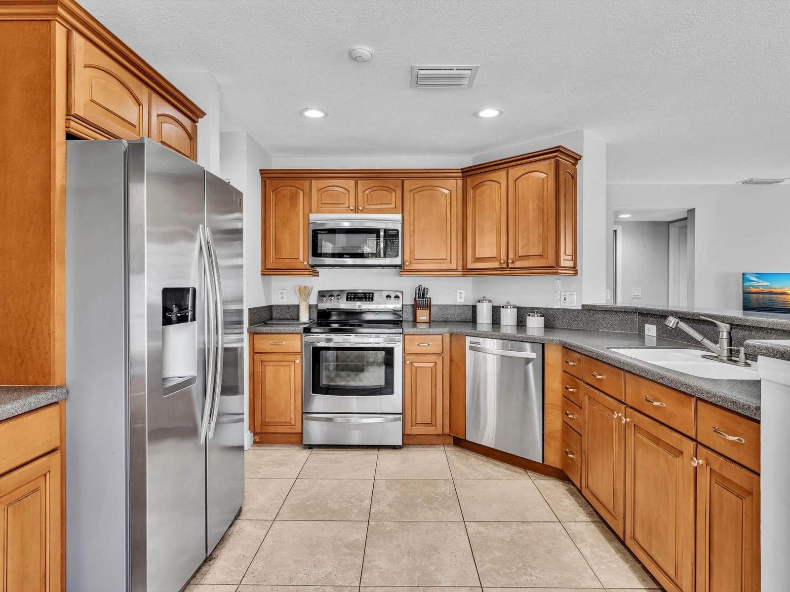 305 Somerset Way, Weston, FL 33326 photo 13