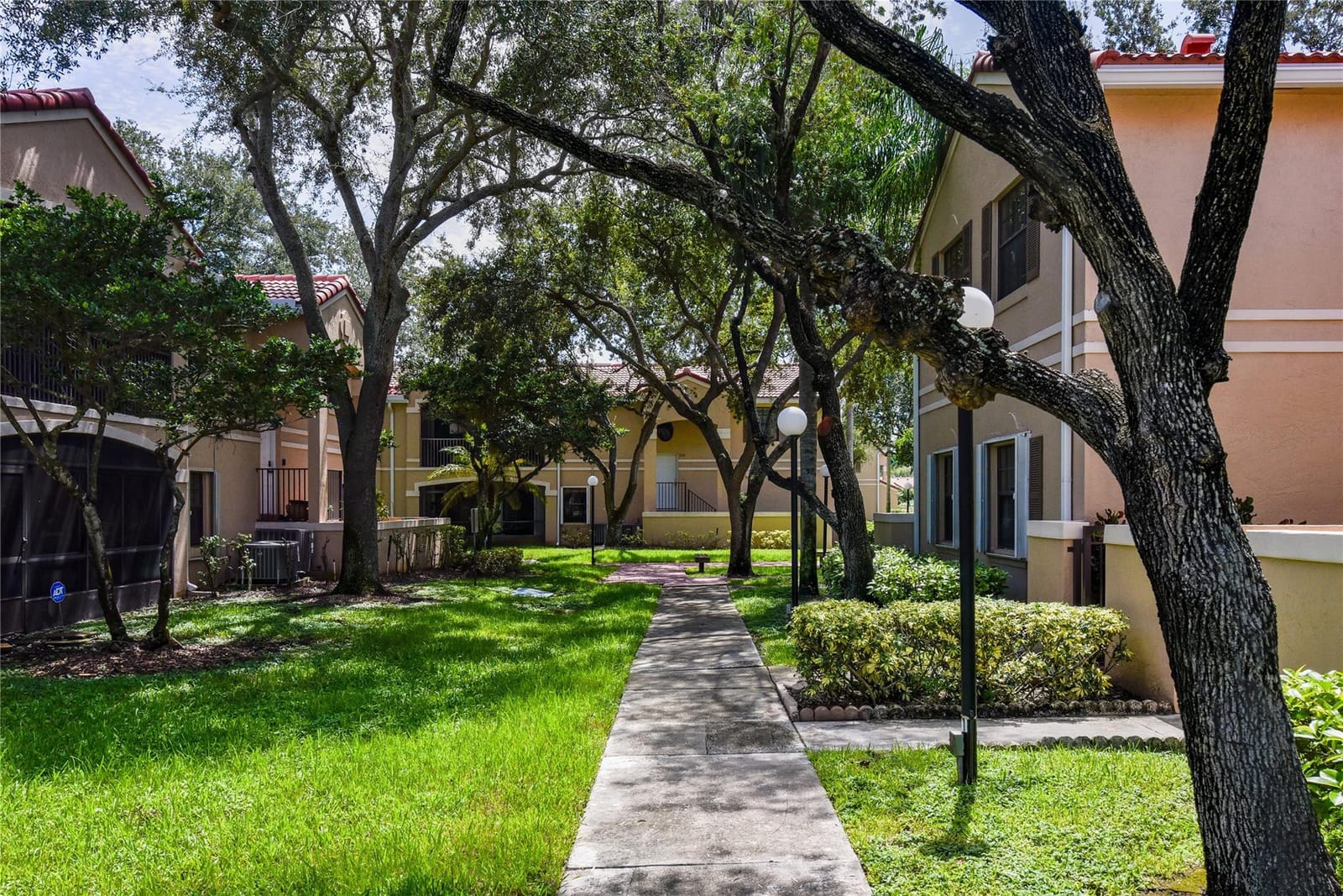 15880 SW 3rd Court 101, Pembroke Pines, FL 33027 photo 22