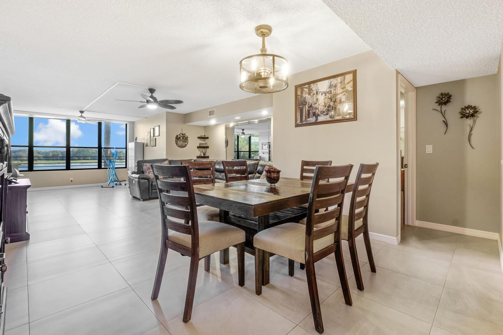 2907 Carambola Circle 203 — photo 11