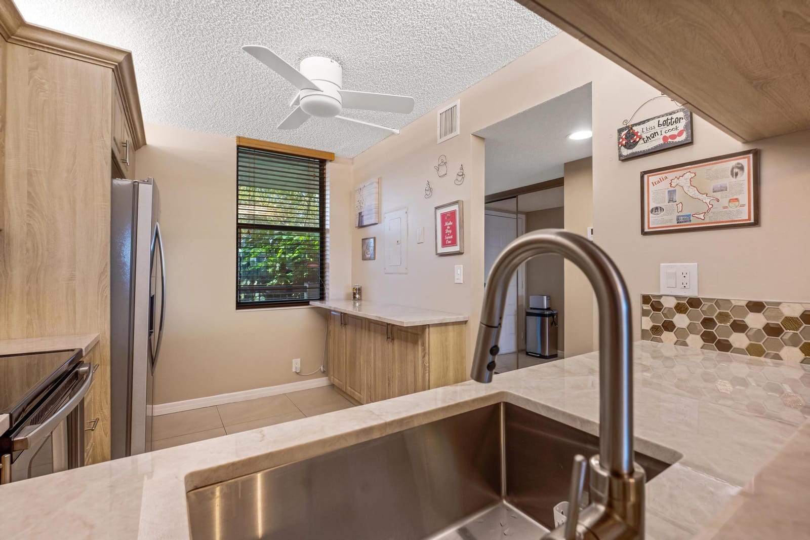 2907 Carambola Circle 203 — photo 5
