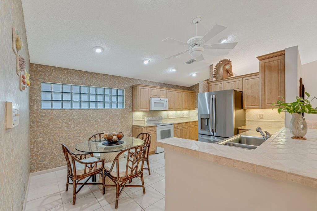 9870 Harbour Lake Circle, Boynton Beach, FL 33437 photo 14