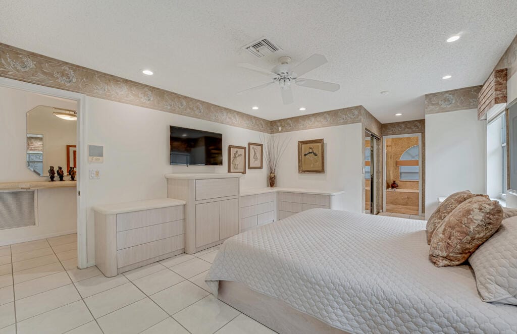 9870 Harbour Lake Circle, Boynton Beach, FL 33437 photo 23