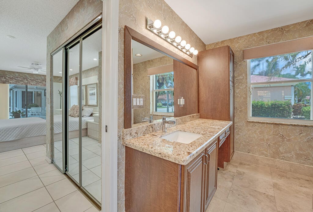 9870 Harbour Lake Circle, Boynton Beach, FL 33437 photo 28