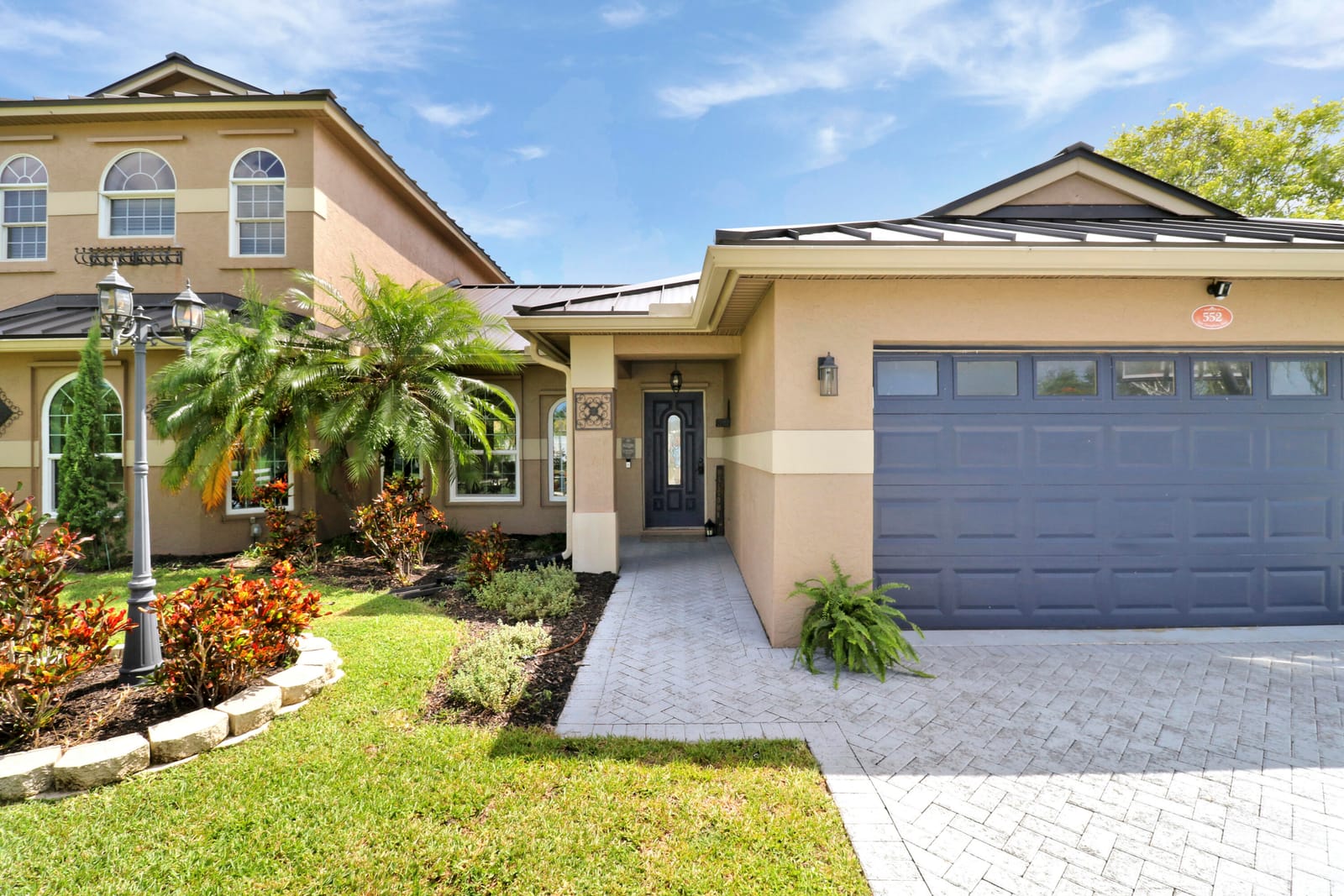 552 SW Dauphin Avenue, Port St. Lucie, FL 34953 photo 3