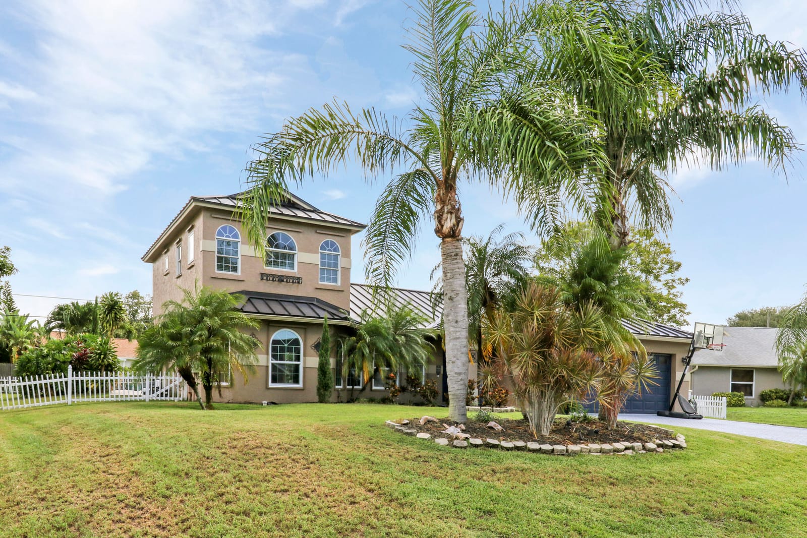 552 SW Dauphin Avenue, Port St. Lucie, FL 34953 photo 4