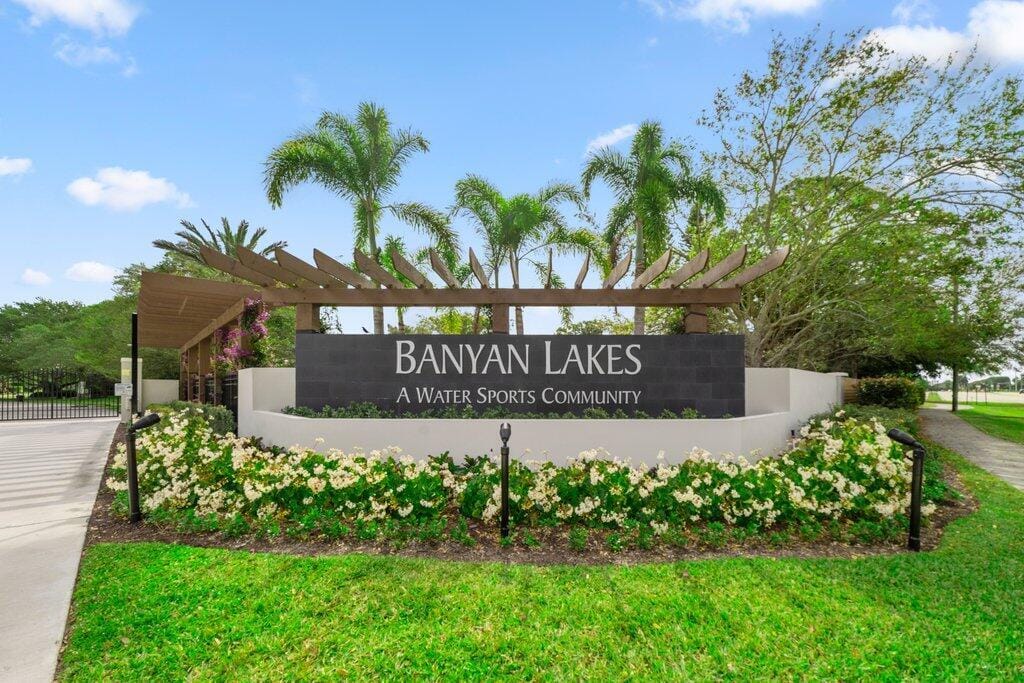8862 Wendy Lane S, West Palm Beach, FL 33411 photo 1