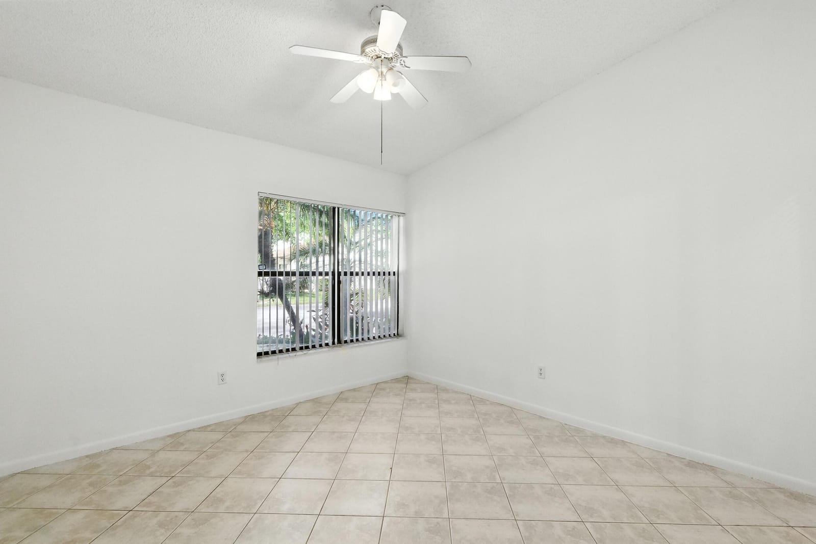 3646 English Road D, Lake Worth, FL 33467 photo 11