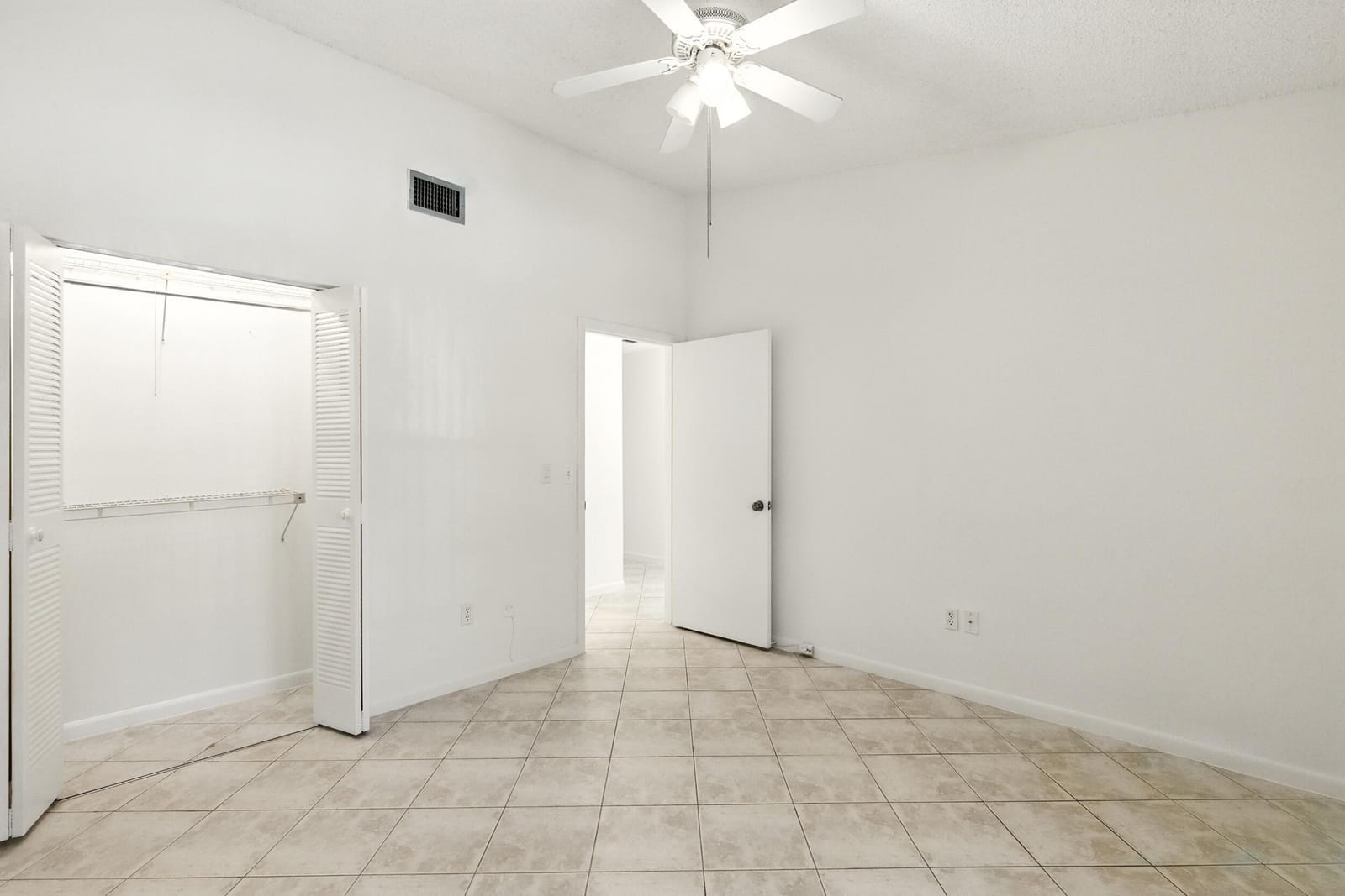 3646 English Road D, Lake Worth, FL 33467 photo 15