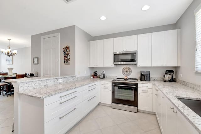 609 Amador Lane 4, West Palm Beach, FL 33401