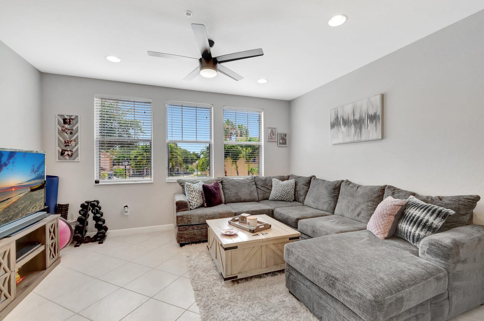 609 Amador Lane 4, West Palm Beach, FL 33401 photo 5