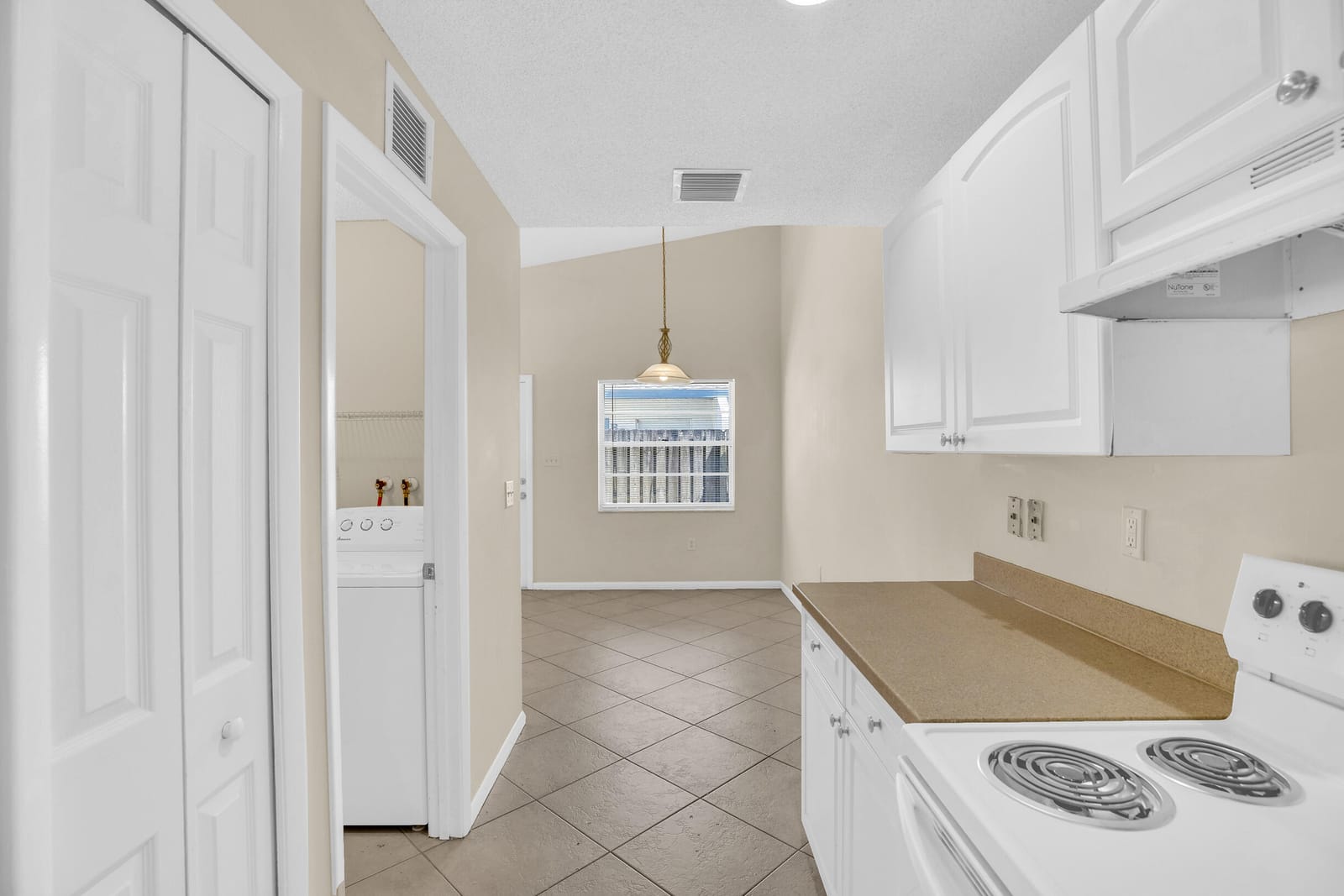 2015 Oleander Boulevard A, Fort Pierce, FL 34950 photo 13