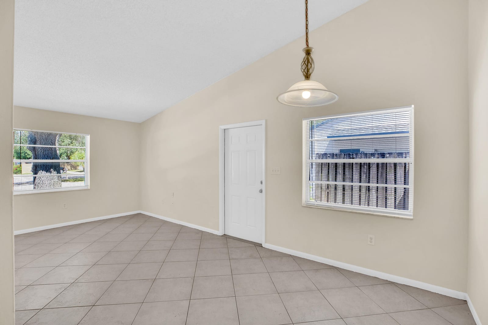 2015 Oleander Boulevard A — photo 8
