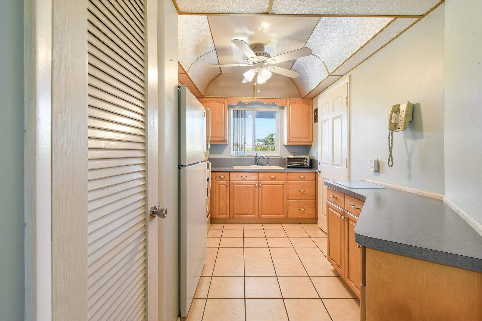 9 Westwood Avenue 201, Tequesta, FL 33469 photo 13