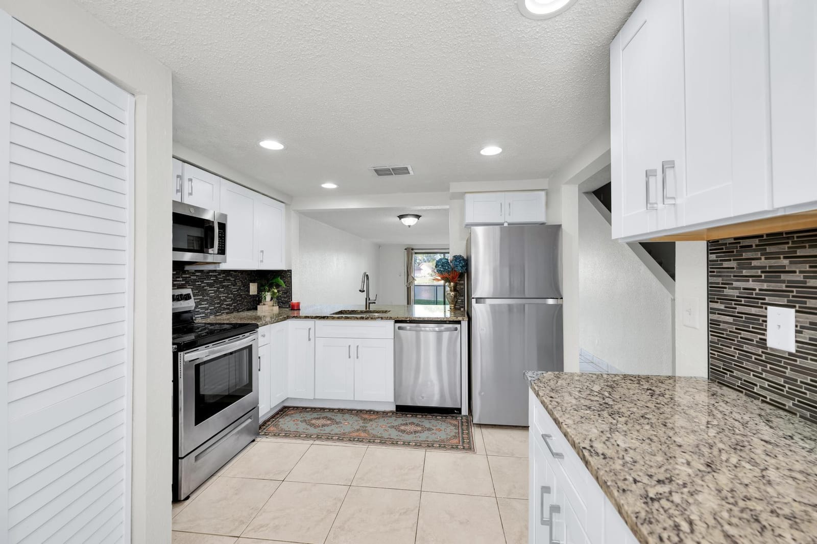 4623 NW 90th Avenue, Sunrise, FL 33351 photo 18