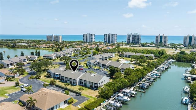 3215 S Lakeview Circle 12104, sold in The Sands Section 1 Condominium, Hutchinson Island, FL