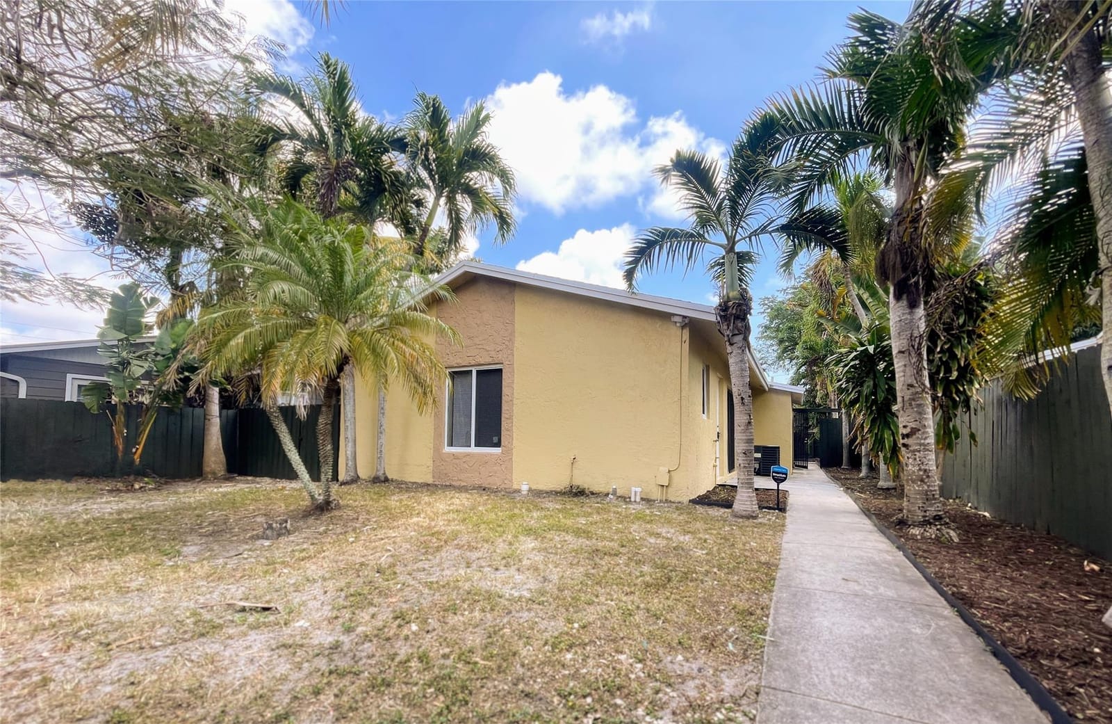 1428 NE 2nd Avenue, Fort Lauderdale, FL 33304