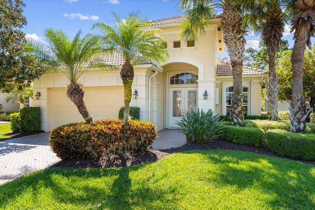 9116 Pumpkin Ridge Road, Port St. Lucie, FL 34986