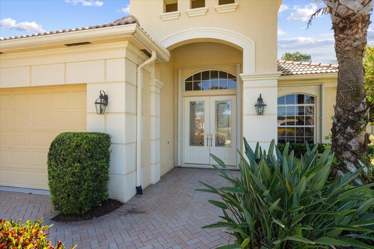 9116 Pumpkin Ridge Road, Port St. Lucie, FL 34986 photo 4