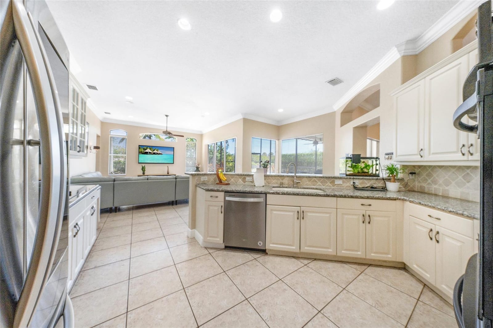 10645 NW 69th Place, Parkland, FL 33076 photo 17
