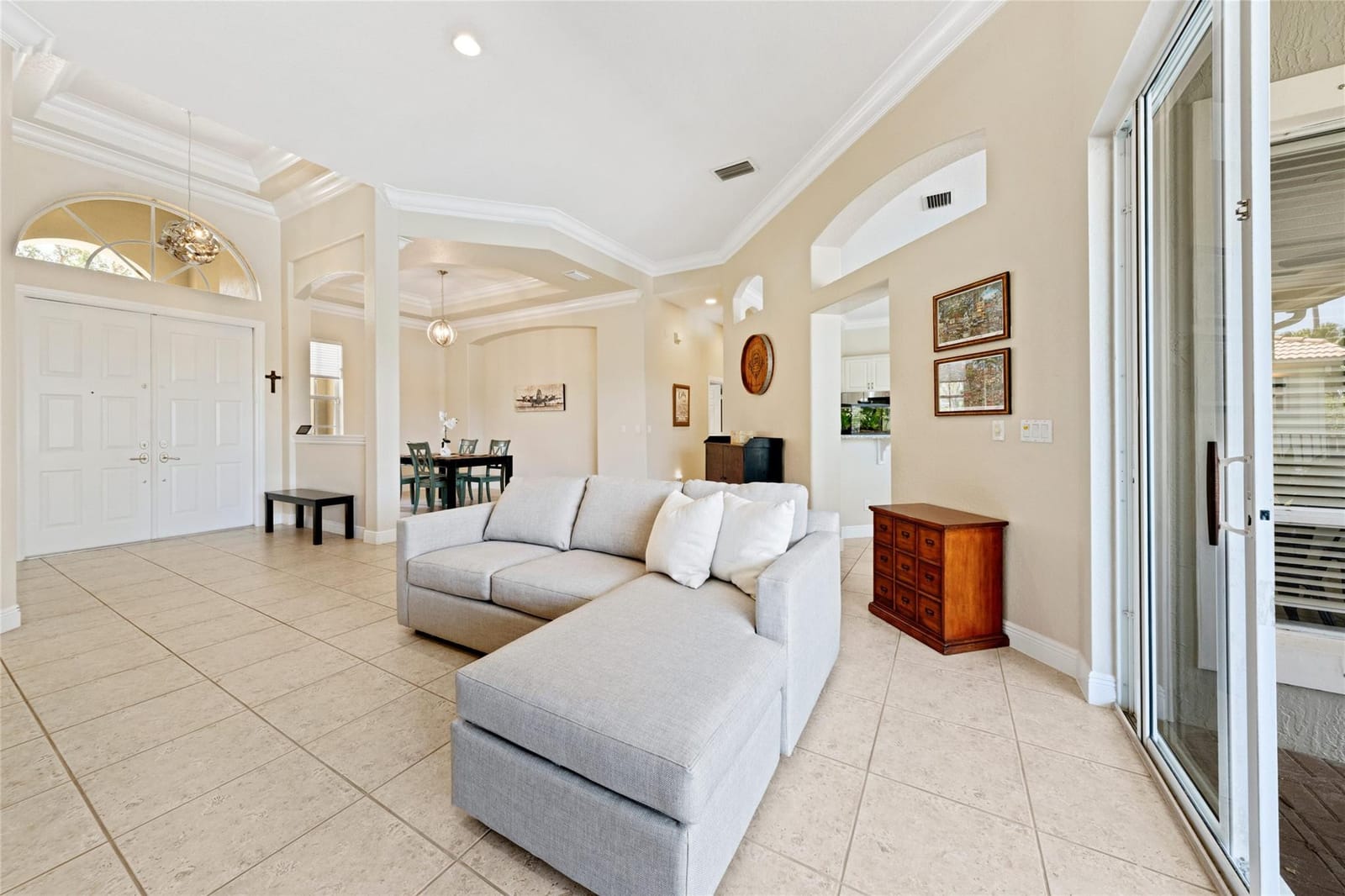 10645 NW 69th Place — photo 7