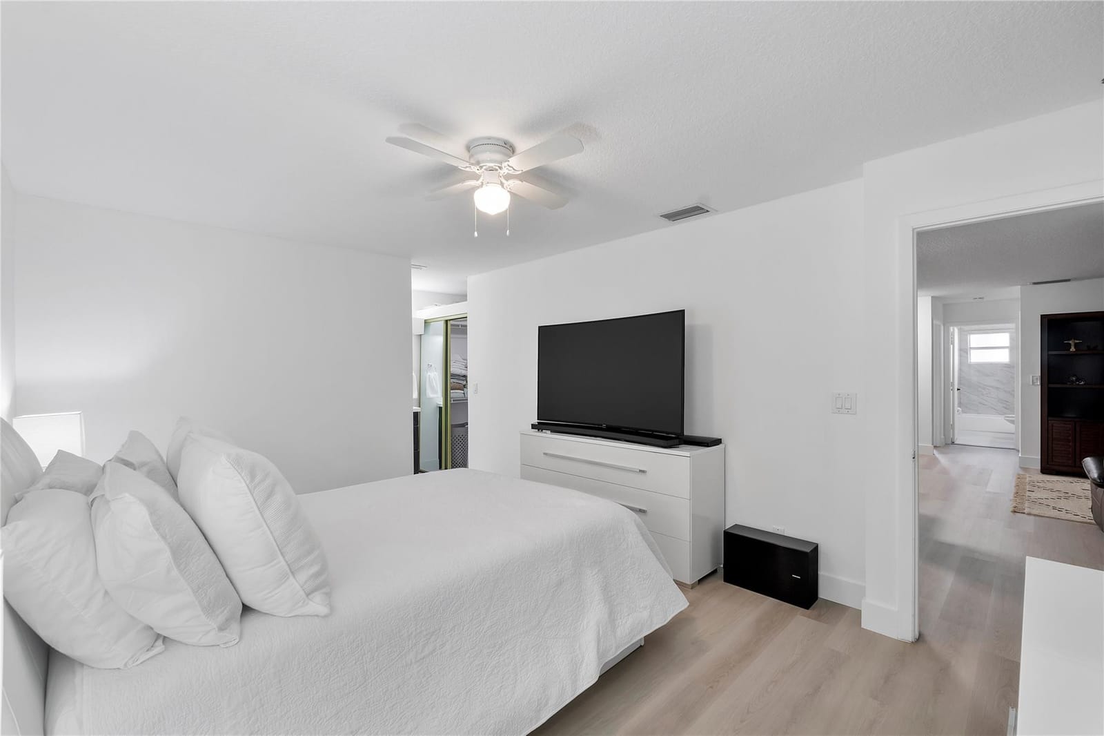 2524 NW 49th Terrace 720, Coconut Creek, FL 33063 photo 3