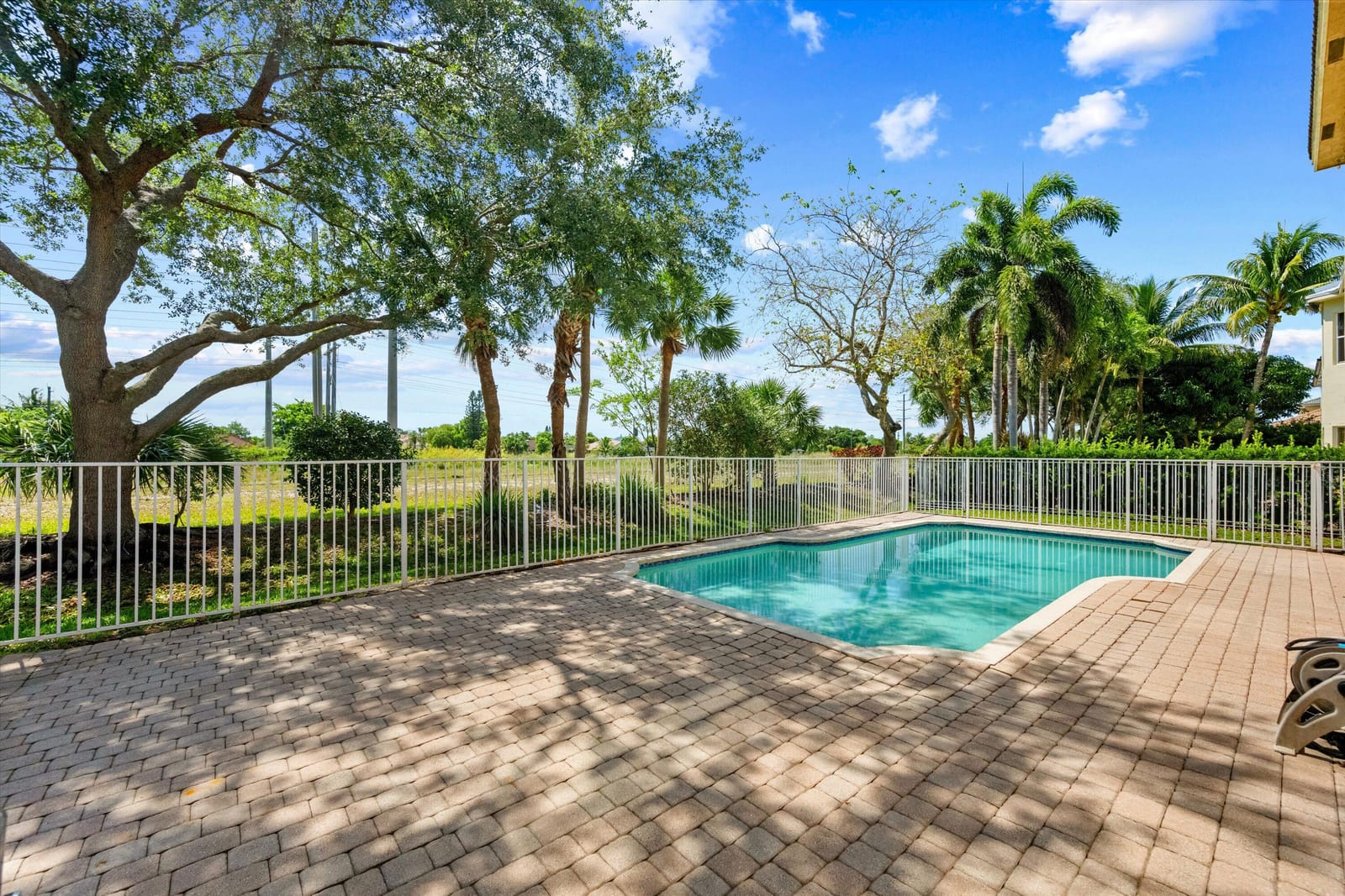 1317 Beacon Circle, Wellington, FL 33414 photo 9