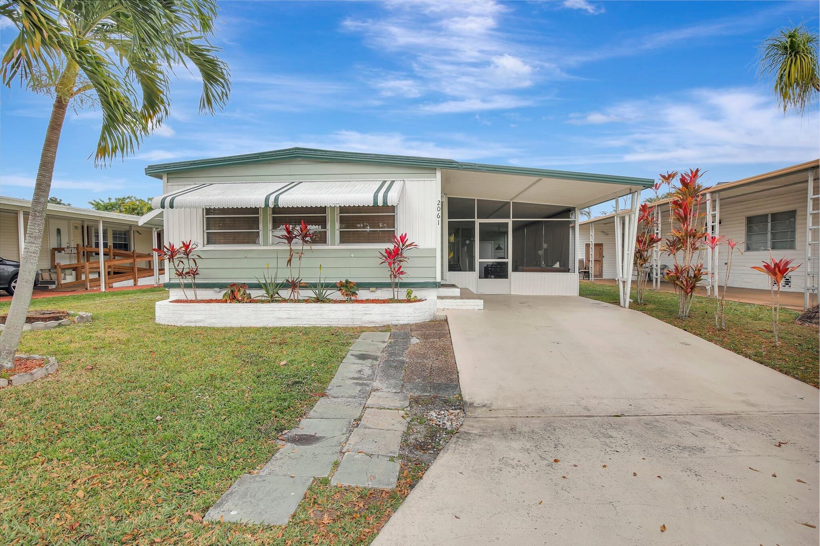 2061 SW 83 Avenue, Davie, FL 33324 photo 1