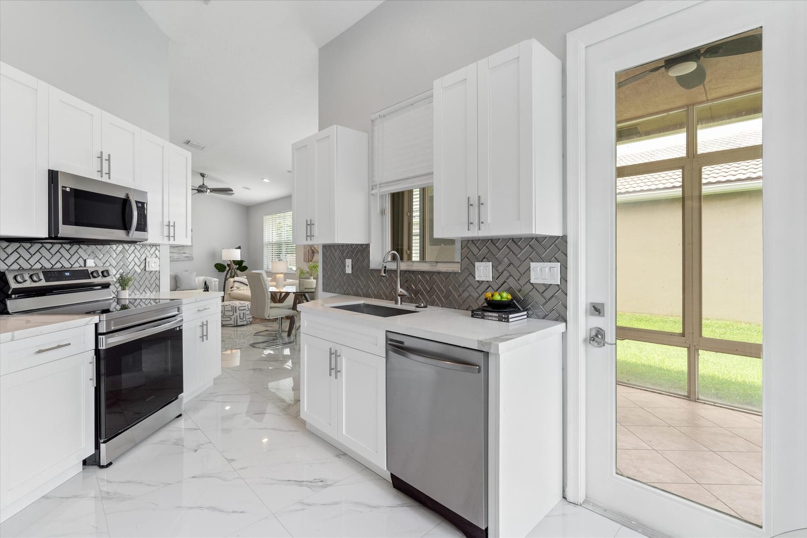 6615 Via Roma, Delray Beach, FL 33446 photo 2