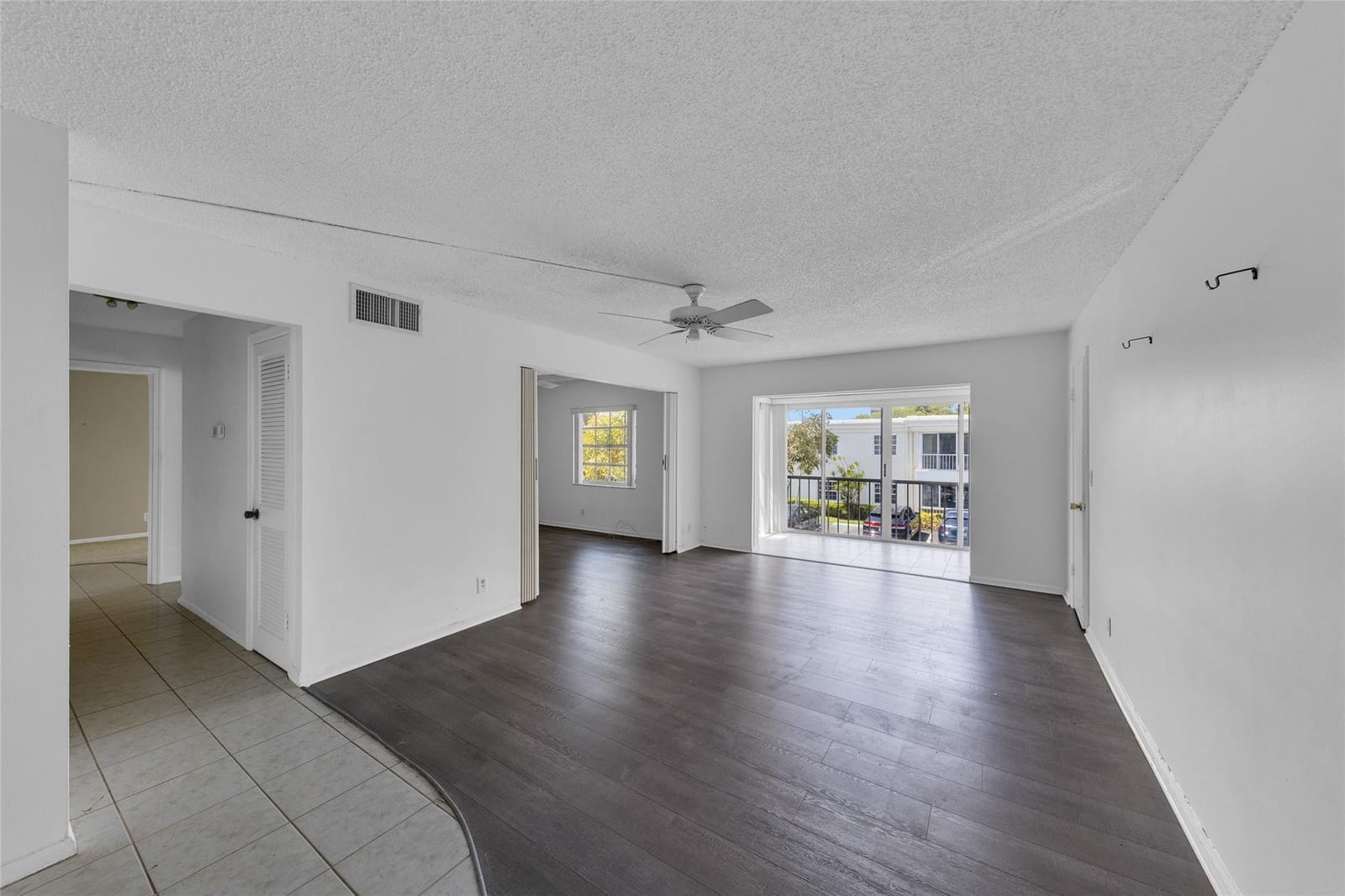 6371 Bay Club Drive 4, Fort Lauderdale, FL 33308 photo 2