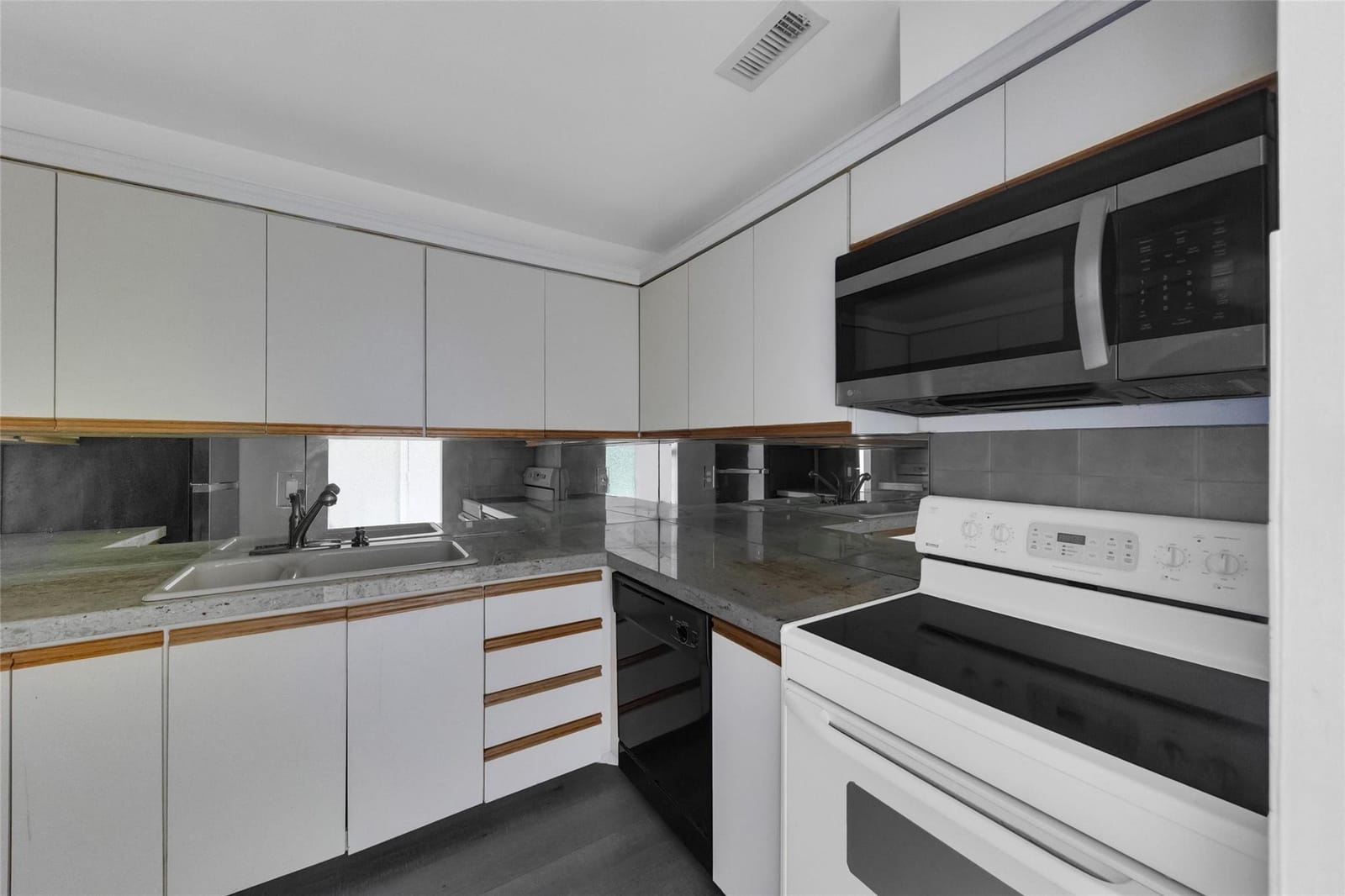 6371 Bay Club Drive 4, Fort Lauderdale, FL 33308 photo 11