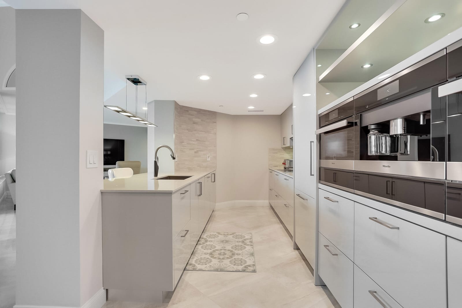 100 SE 5th Avenue Ph2, Boca Raton, FL 33432 photo 11