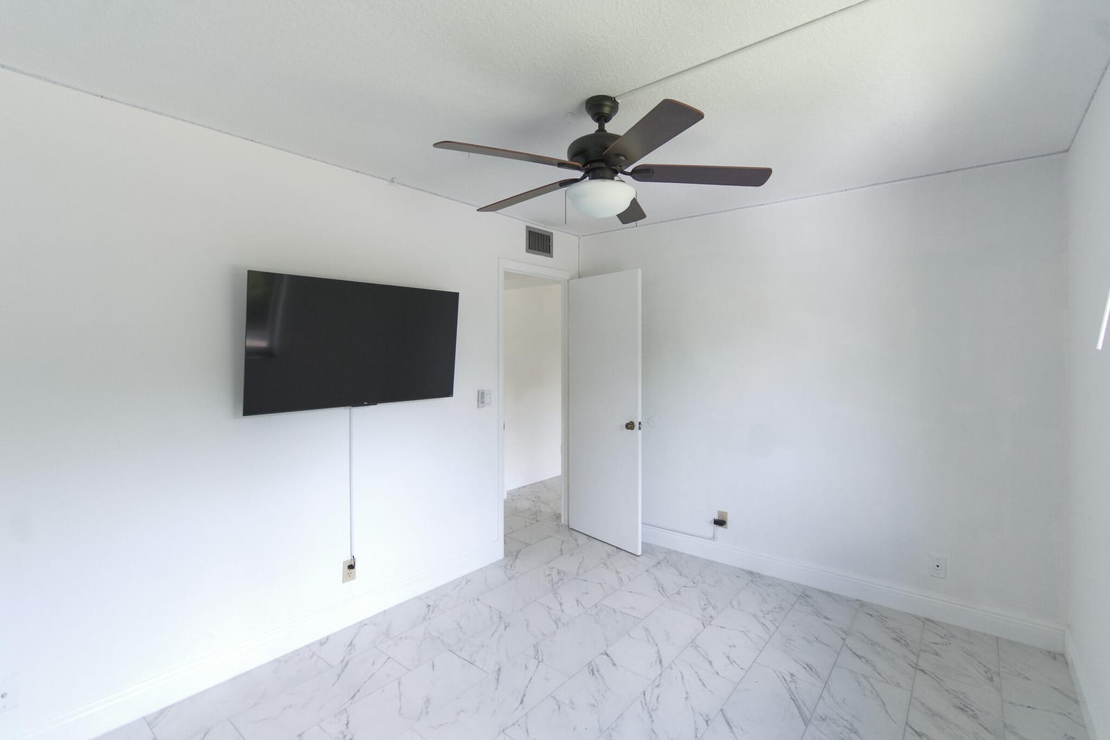 4899 Sable Pine Circle A2 — photo 8