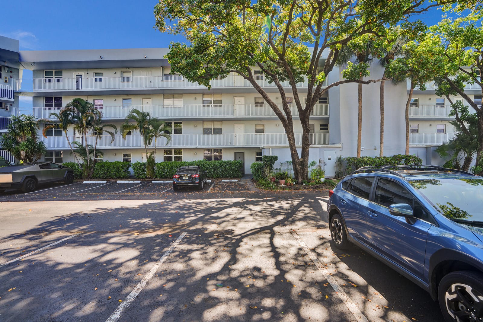 105 Royal Park Drive 3d, Oakland Park, FL 33309 photo 20