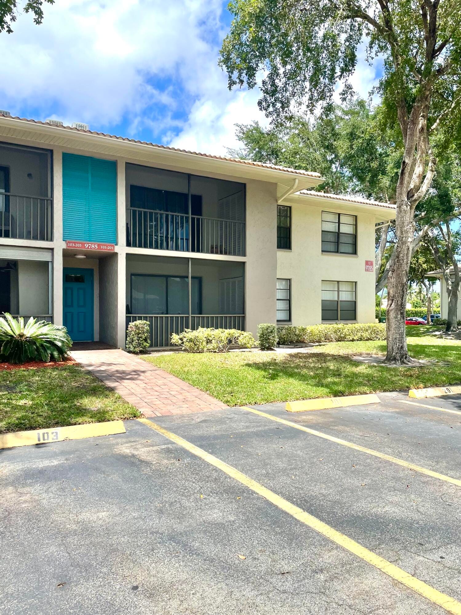9785 Pineapple Tree Drive 201, Boynton Beach, FL 33436 photo 2