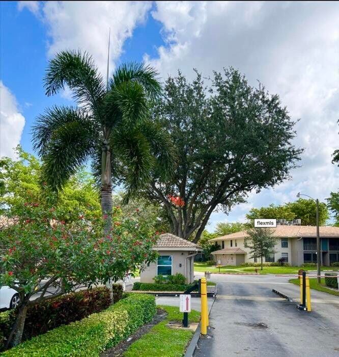 9785 Pineapple Tree Drive 201, Boynton Beach, FL 33436 photo 29
