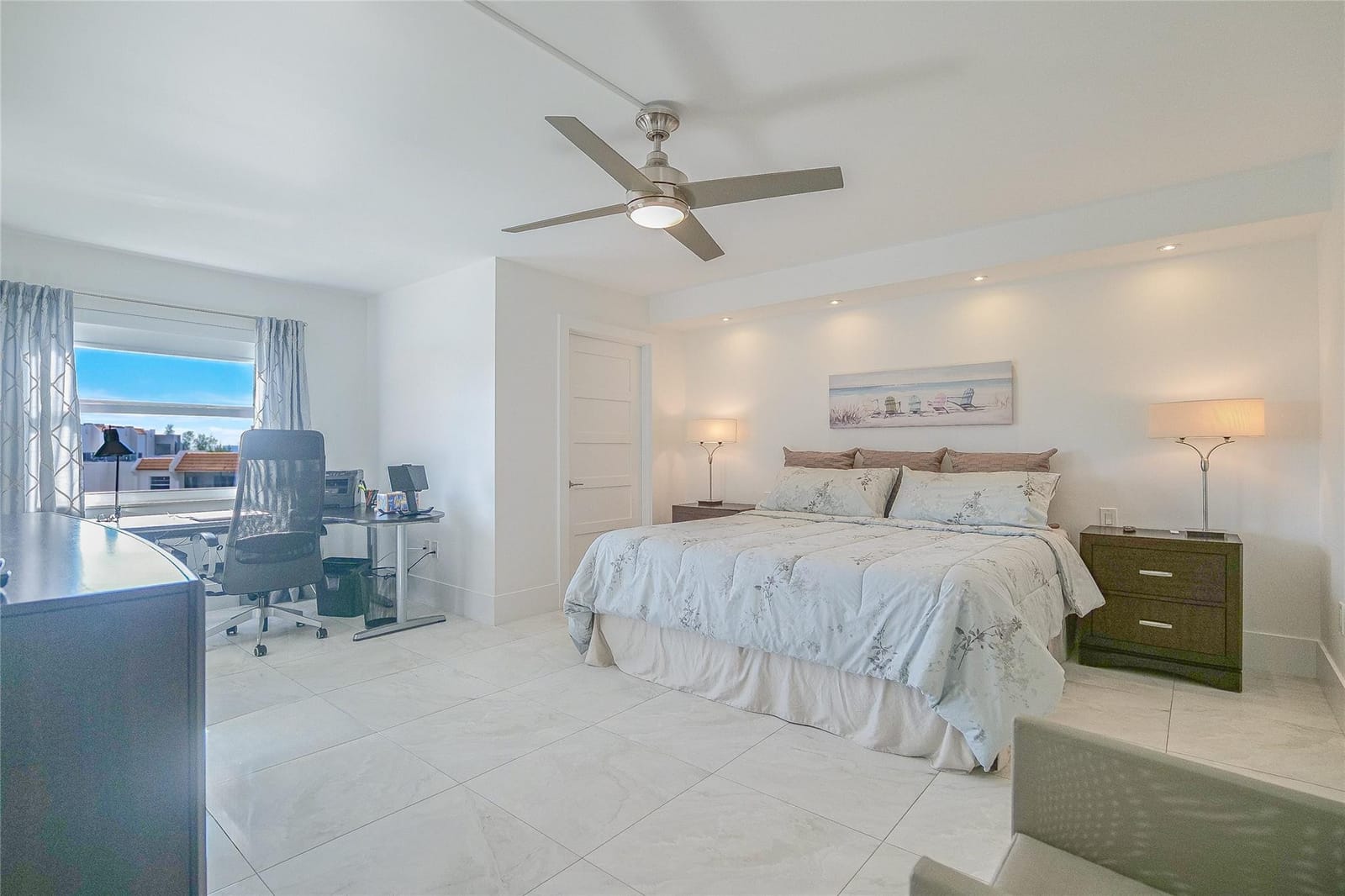 3930 Inverrary Boulevard 704-D, Lauderhill, FL 33319 photo 13