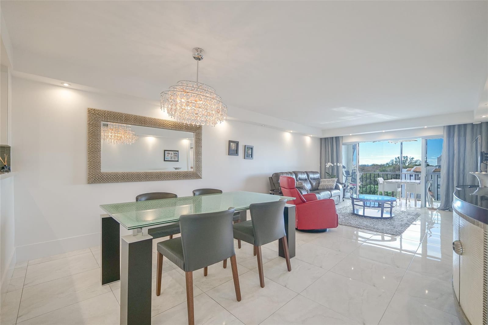 3930 Inverrary Boulevard 704-D, Lauderhill, FL 33319 photo 7