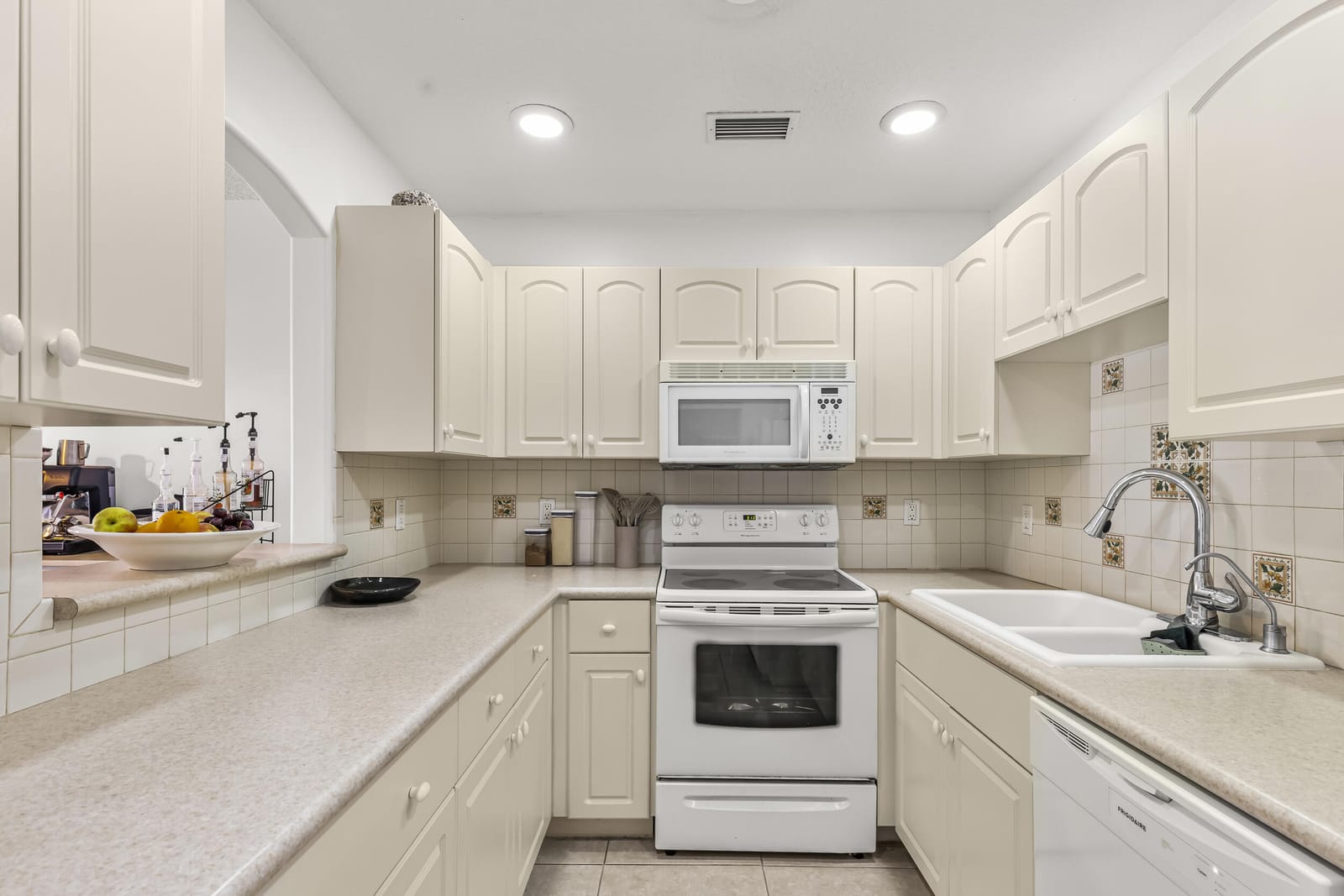 1896 Palmland Drive A, Boynton Beach, FL 33436 photo 9