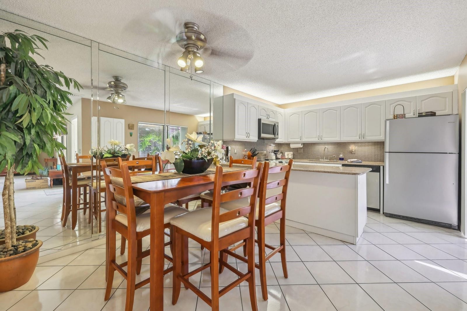 9890 NW 6th Court — photo 4