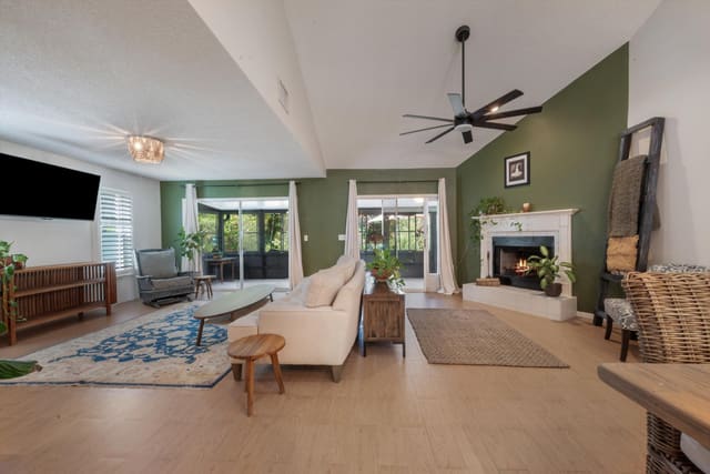 911 NE Sandalwood Place, Jensen Beach, FL 34957