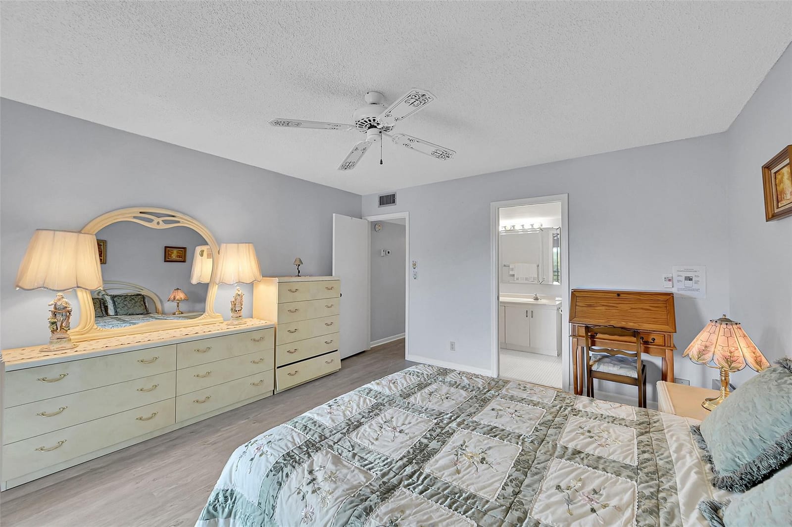 2504 Antigua Terrace J3 — photo 10