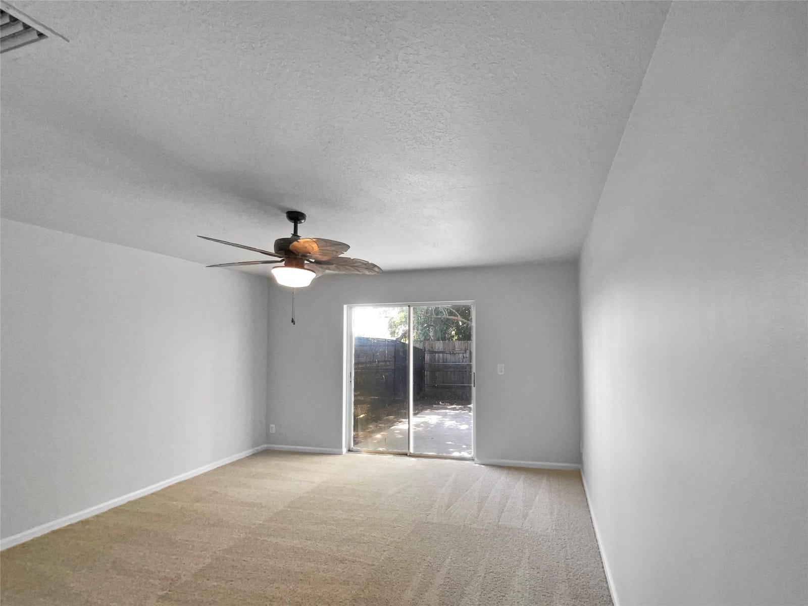 1066 Salmon Isle — photo 12