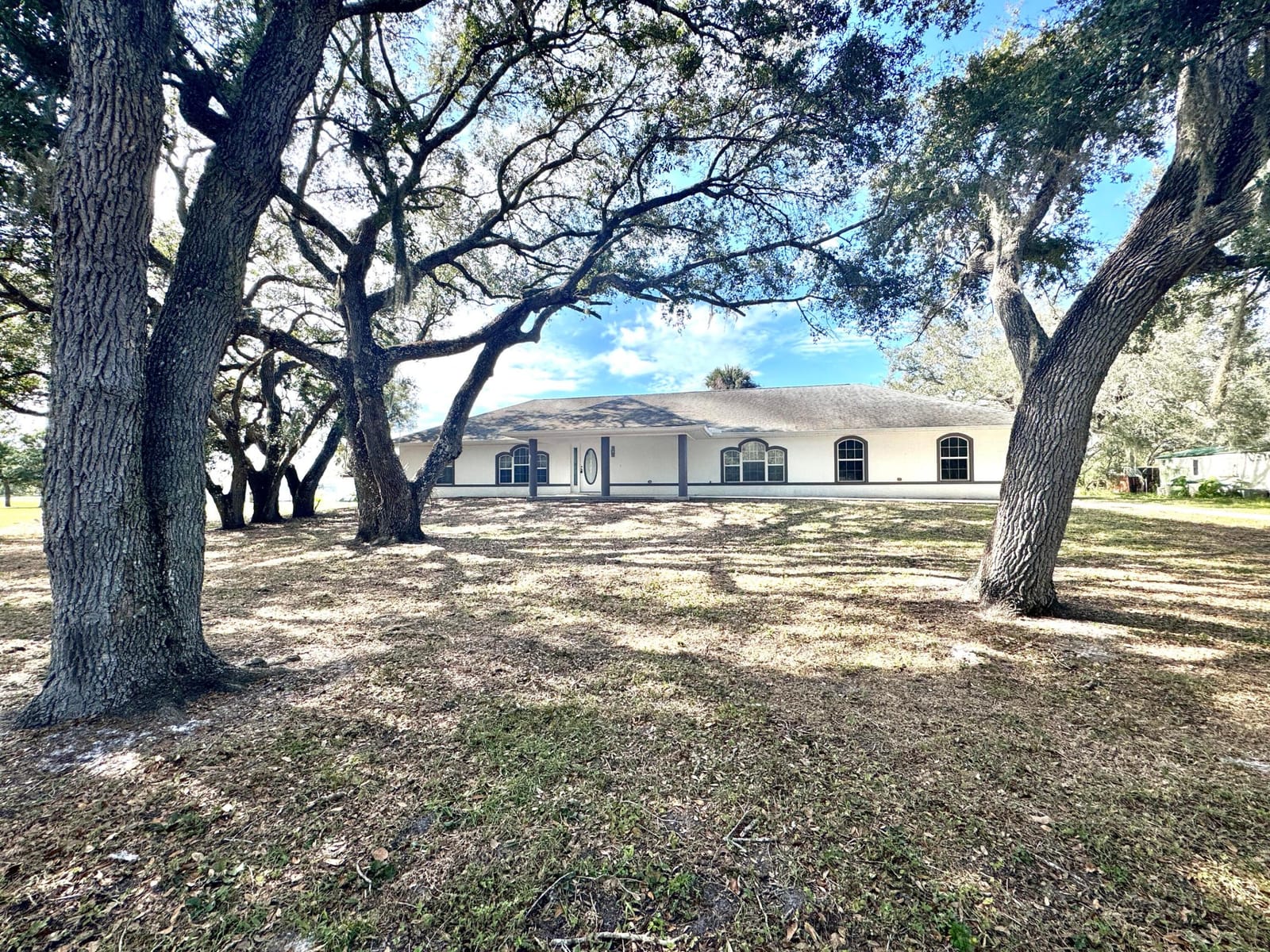 8379 NW 189th Avenue, Okeechobee, FL 34972 photo 4